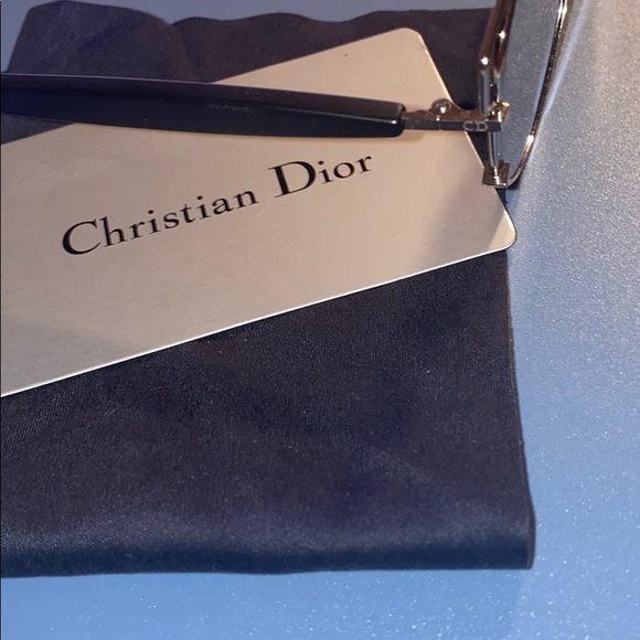 Authentic Christian Dior  technologic sunglasses - Picture 4 of 5